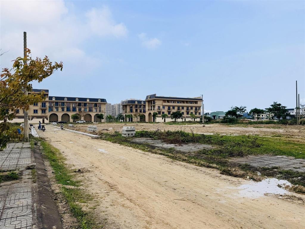 Bán đất nền dự án dragon smart city, liên chiểu, đà nẵng, chỉ 3,3 tỷ/100m2, nắm chủ 0972 700 ***
