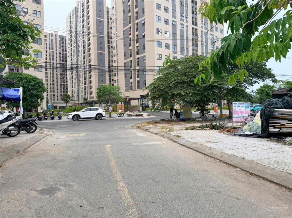 Bán lô góc siêu vip 176m2, ngang 9m ngay trước mặt chung cư bàu tràm đà nẵng, cực hiếm
