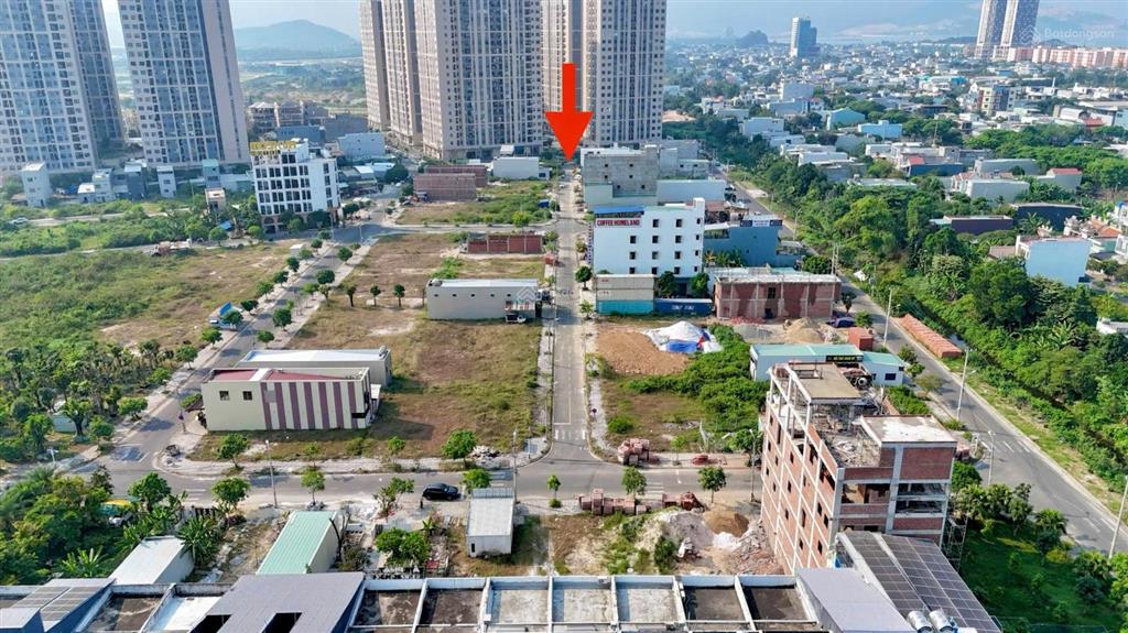 Bán lô góc siêu vip 176m2, ngang 9m ngay trước mặt chung cư bàu tràm đà nẵng, cực hiếm