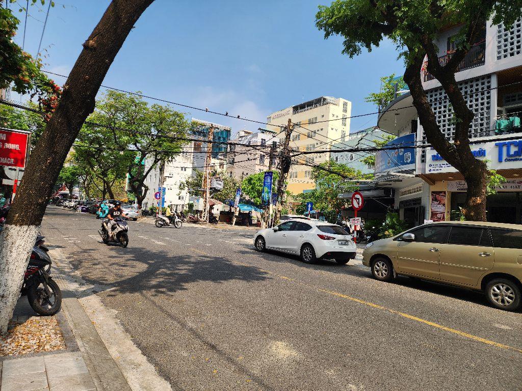 🏡 Nhà 2 tầng đường 10.5m - Thái Phiên, Lõi Trung Đà Nẵng. Thông thẳng ra Sông Hàn. Rất đẹp