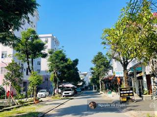 Bán đất đường nguyễn khả trạc  hoà xuân đầu đường . có sẵn nhà cấp 4