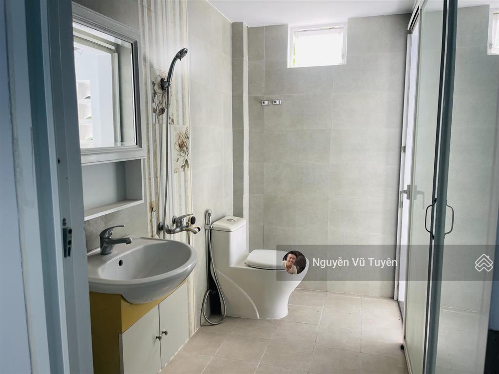 Bán nhà 2 tầng đường bàu năng 9  đà nẵng
