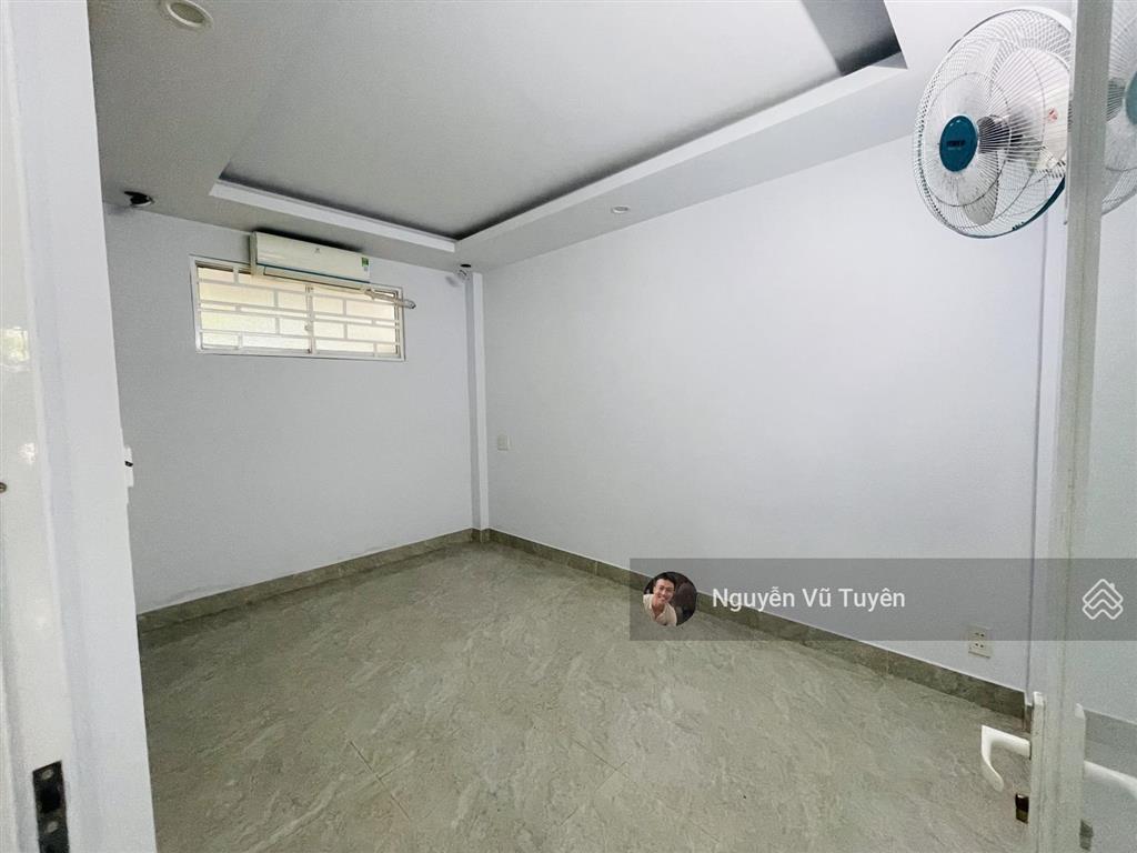 Bán nhà 2 tầng đường bàu năng 9  đà nẵng