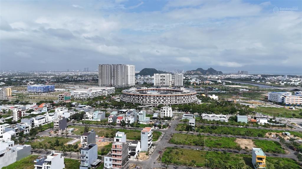 Bán lô đối lưng nam kỳ khởi nghĩa ngay cổng fpt complex vị trí đẹp giá tốt thị trường hiện tại