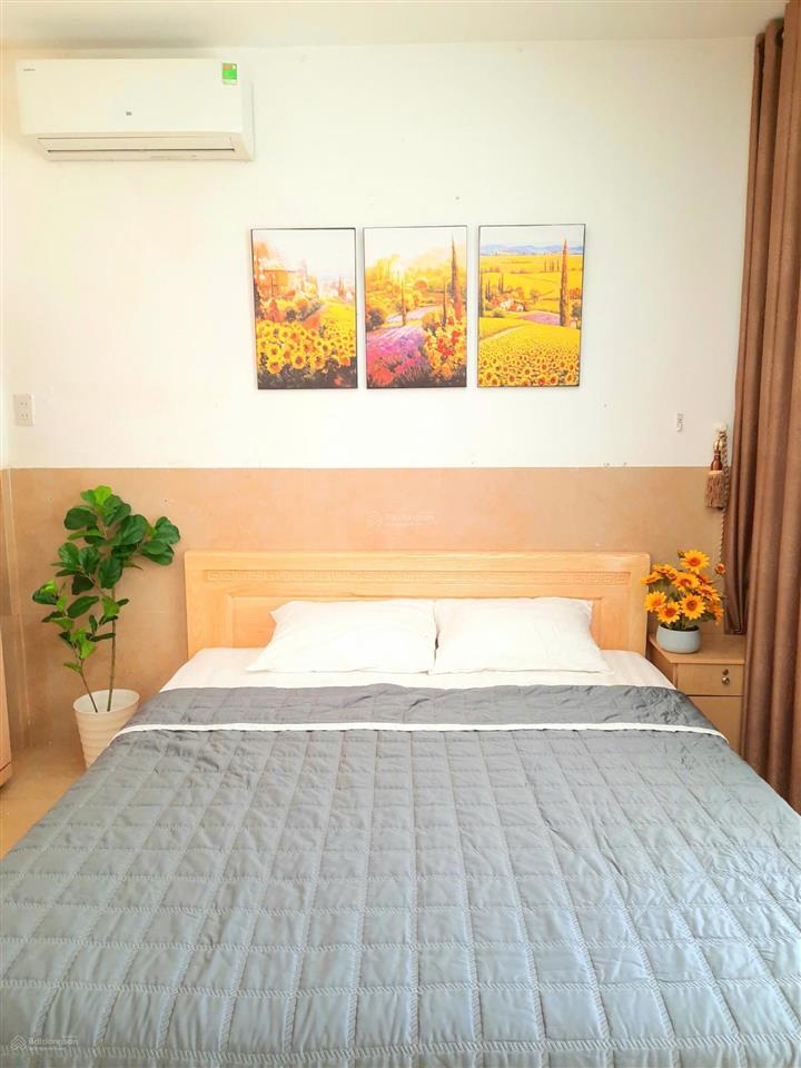 Cho thuê căn hộ riêng biệt, full nội thất, đường phan tứ thẳng ra bãi tắm sao biển