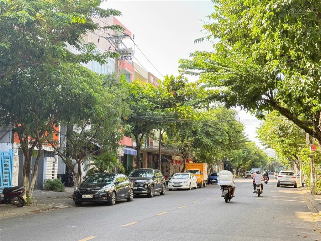 Cần bán nhà 3 tầng 2mt đường lương nhữ hộc hoà cường  đà nẵng. dt135m2,vừa ở vừa kinh doanh tốt