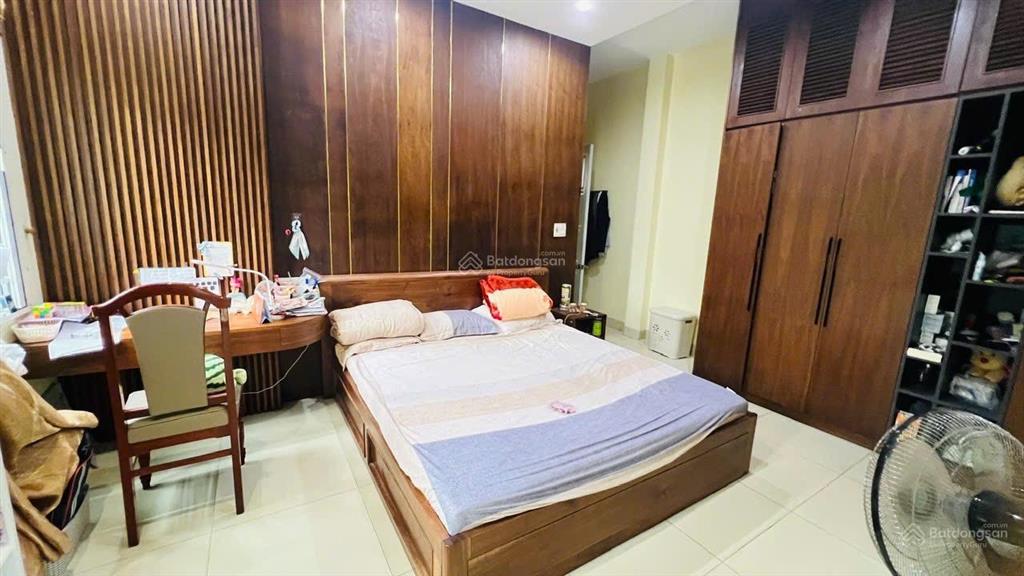 Cần bán nhà 3 tầng 2mt đường lương nhữ hộc hoà cường  đà nẵng. dt135m2, nhà đẹp, giá tốt