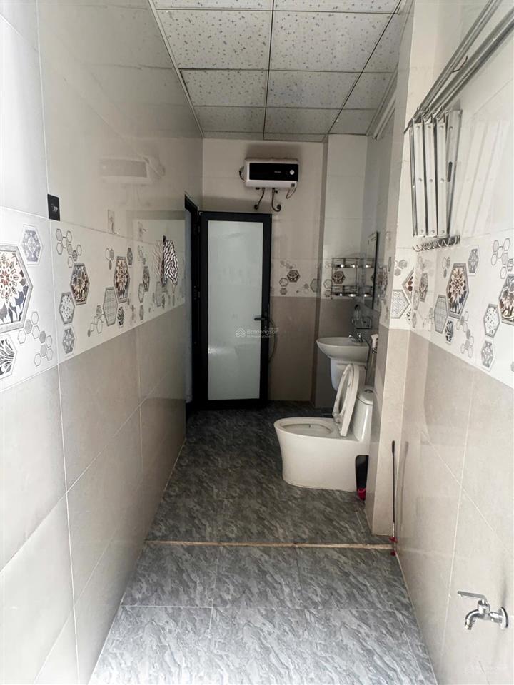 Cho thuê nhà mặt tiền đường lê tấn trung