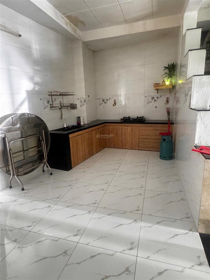 Cho thuê nhà mặt tiền đường lê tấn trung