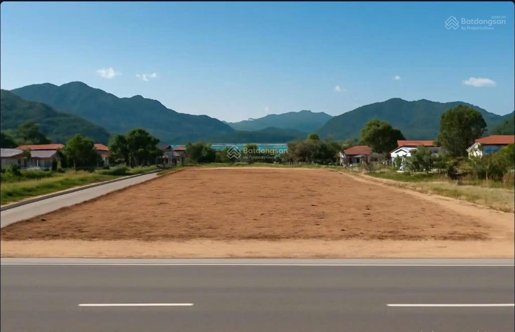 Đất mặt tiền ql28 trung tâm tà đùng  hơn 2.182m²  400m² đất ở