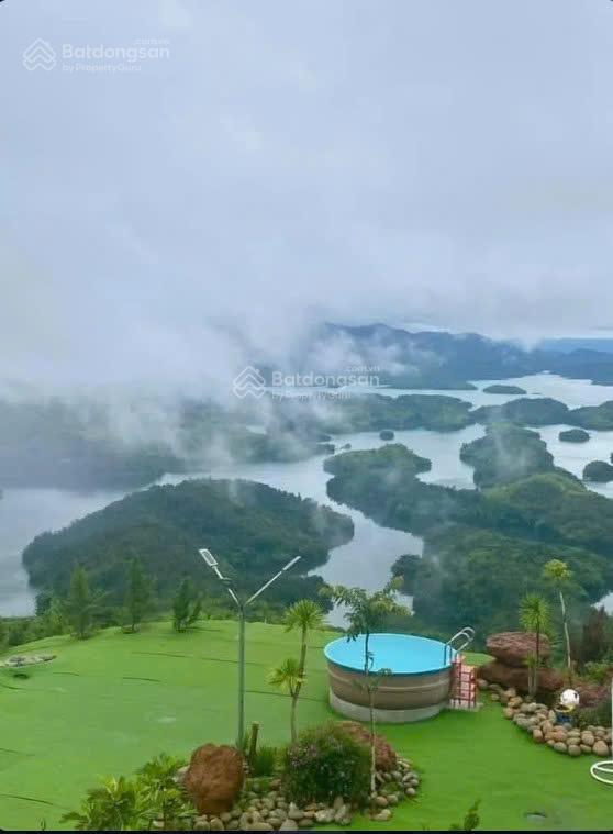 Bán đất phù hợp xây farmstay nhìn hồ tà đùng  hơn 6.366,2m²  mặt tiền rộng 60m