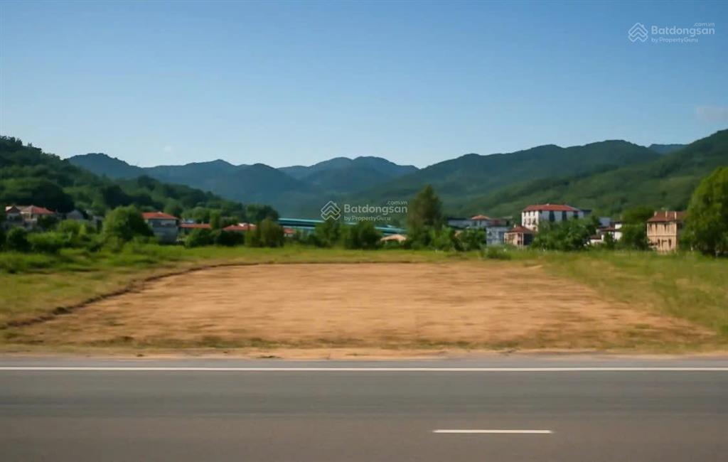 Bán đất trung tâm tà đùng  1.599,6m²  200m² đất ở  giáp đường ven hồ  0918 832 ***