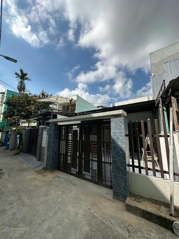 Bán nhà riêng tại phạm tứ, 5,65 tỷ, 110m2, giá siêu hời, hot