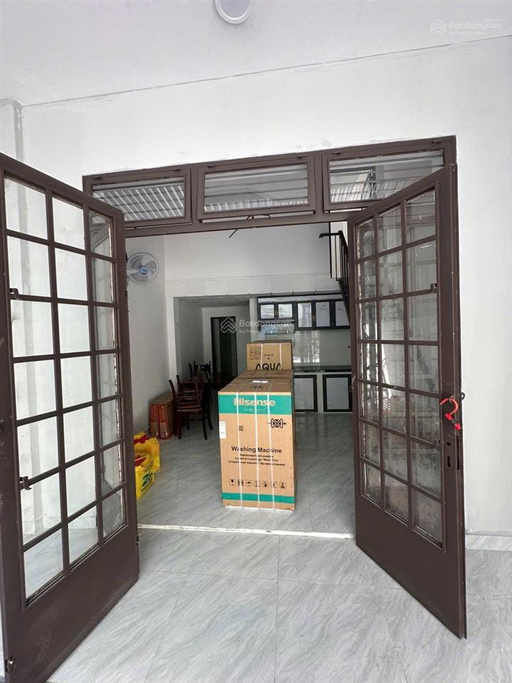 Bán nhà riêng tại phạm tứ, 5,65 tỷ, 110m2, giá siêu hời, hot