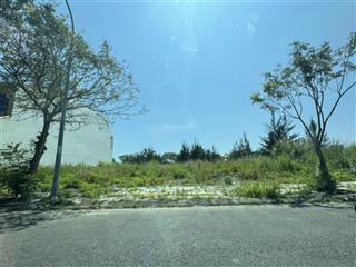 Chính chủ gửi cần bán đất đường nguyễn hữu an  ngay cổng đô thị thuận phước  vew vịnh vị trí đẹp