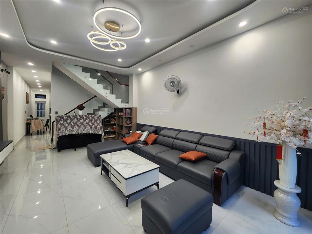 Bán nhà 3 tầng lý văn tố  full nội thất  mới đẹp  ngay tt tài chính  ra biển mỹ khê 200m  73m2