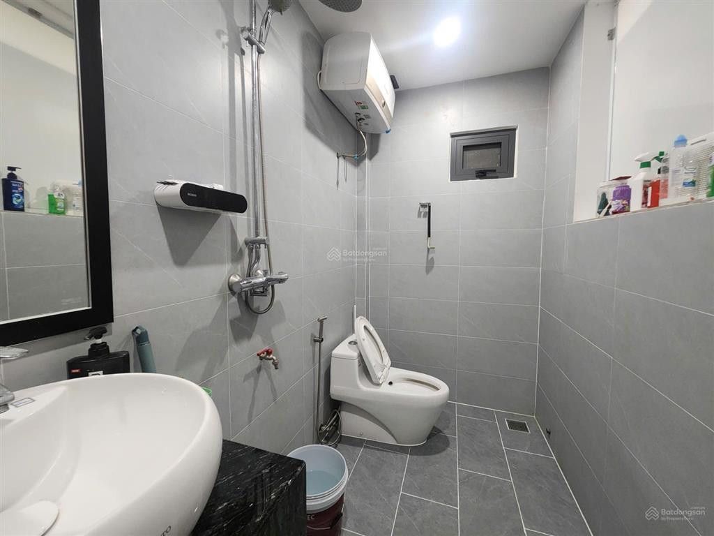 Bán nhà 3 tầng lý văn tố  full nội thất  mới đẹp  ngay tt tài chính  ra biển mỹ khê 200m  73m2
