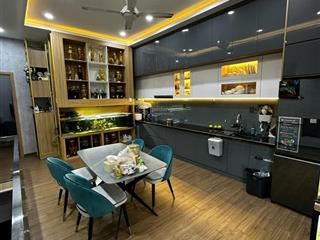 Bán nhà 2 tầng trần hưng đạo  ngay cầu rồng  sơn trà vị trí đẹp 100m2 dt 30tr/th chỉ 2x tỷ