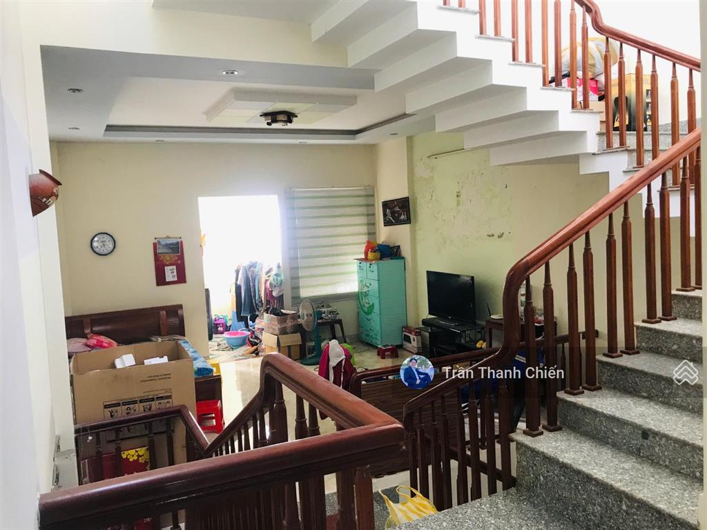 Giá rẻ bất ngờ! bán nhà đường 10m5thành thái  sát nguyễn hữu thọ  100m2  nhỉnh 8 tỷkhuê trung
