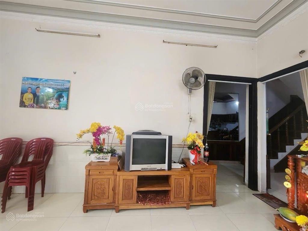 Bán nhà 2 tầng, 211 mặt tiền rộng 18m, trường chinh, ngay lê đại hành  cẩm lệ đà nẵng 6.98 tỷ