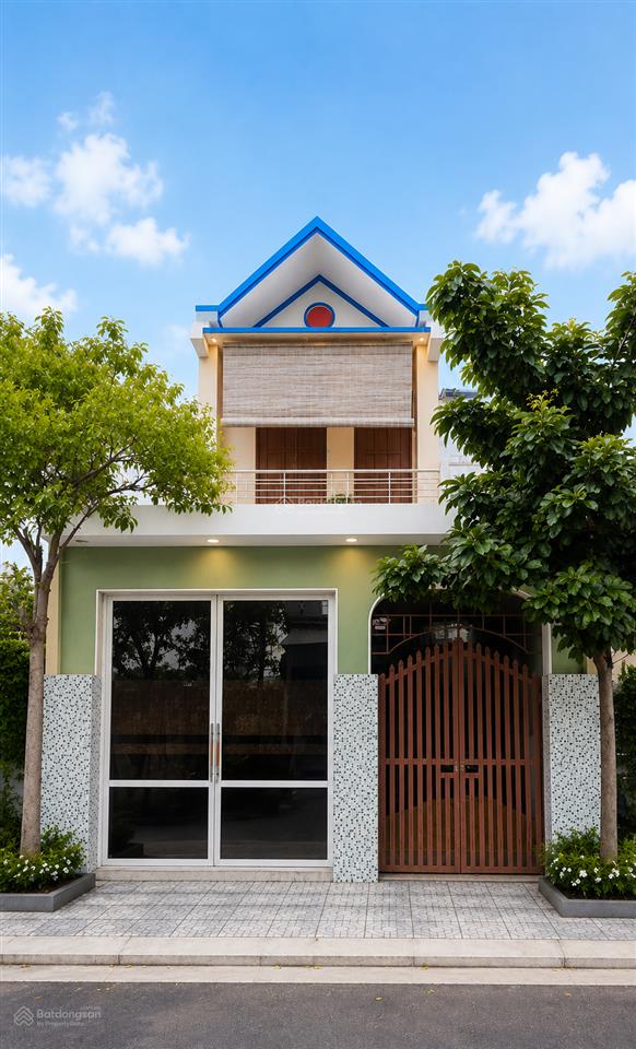 Chính chủ giảm hơn 1 tỷ còn 11,8 tỷ bán gấp nhà mặt tiền biển mỹ khê ngay vương thừa vũ  100m2
