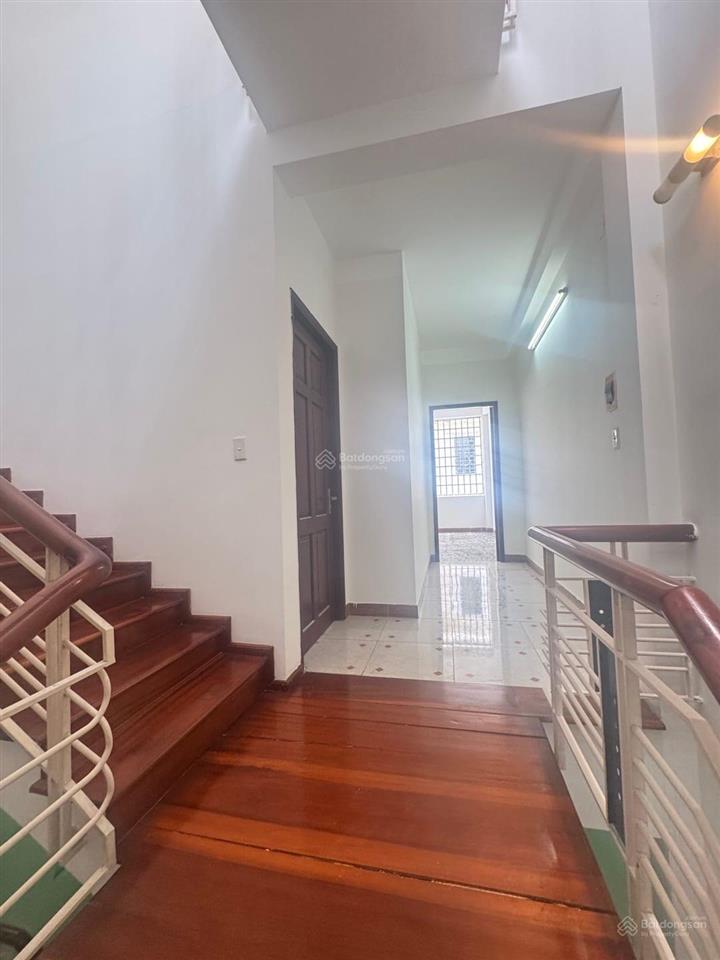 Sốc! giảm 2 tỷ  giá nhỉnh 10 tỷ nhà 3 tầng kinh doanh  đường 10m5 ngô tất tố  hải châu  88m2