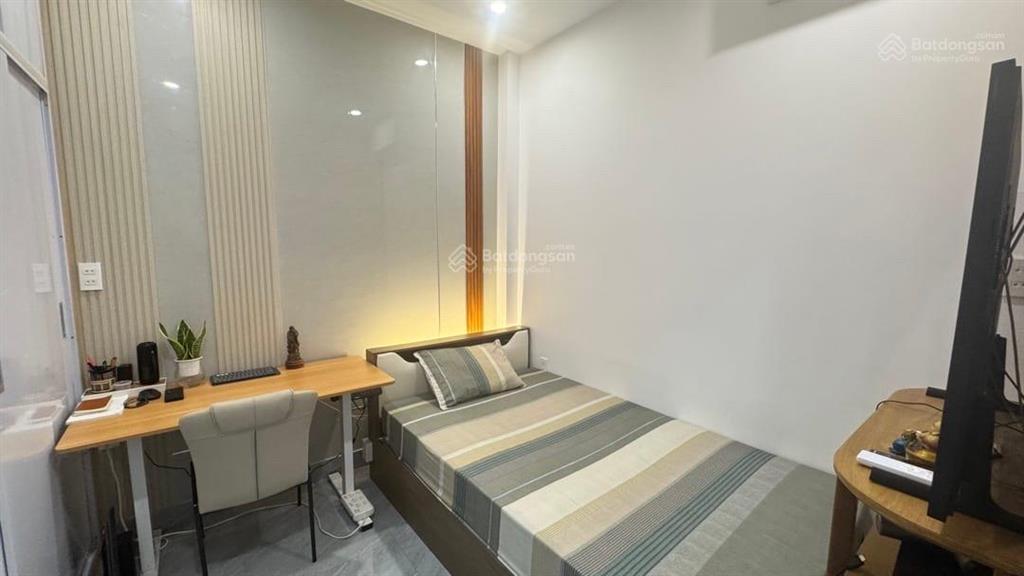 Giảm 800tr bán nhà mặt tiền 3 tầng vip mặt tiền trung tâm hòa cường  65m2  5pn  giá nhỉnh 8 tỷ