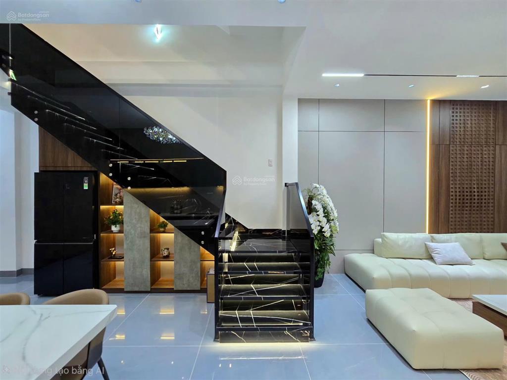 Nhà 3 tầng mới đẹp lung linh full nội thất cao cấp hòa xuân giá chỉ 9 tỷ 2