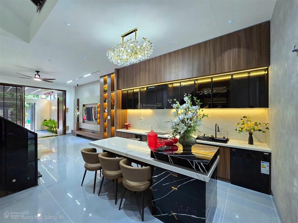 Nhà 3 tầng mới đẹp lung linh full nội thất cao cấp hòa xuân giá chỉ 9 tỷ 2