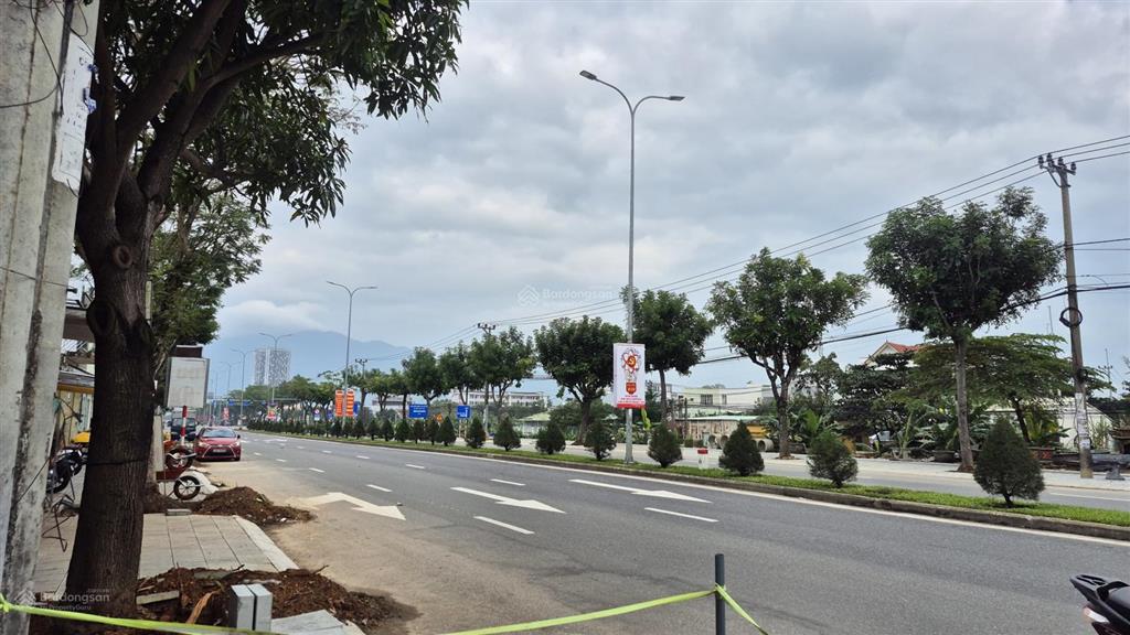 Bán gấp ! nguyễn lương bằng  lô góc 2 mặt tiền 289 m², vị trí kinh doanh. tặng kèm nhà cấp 4