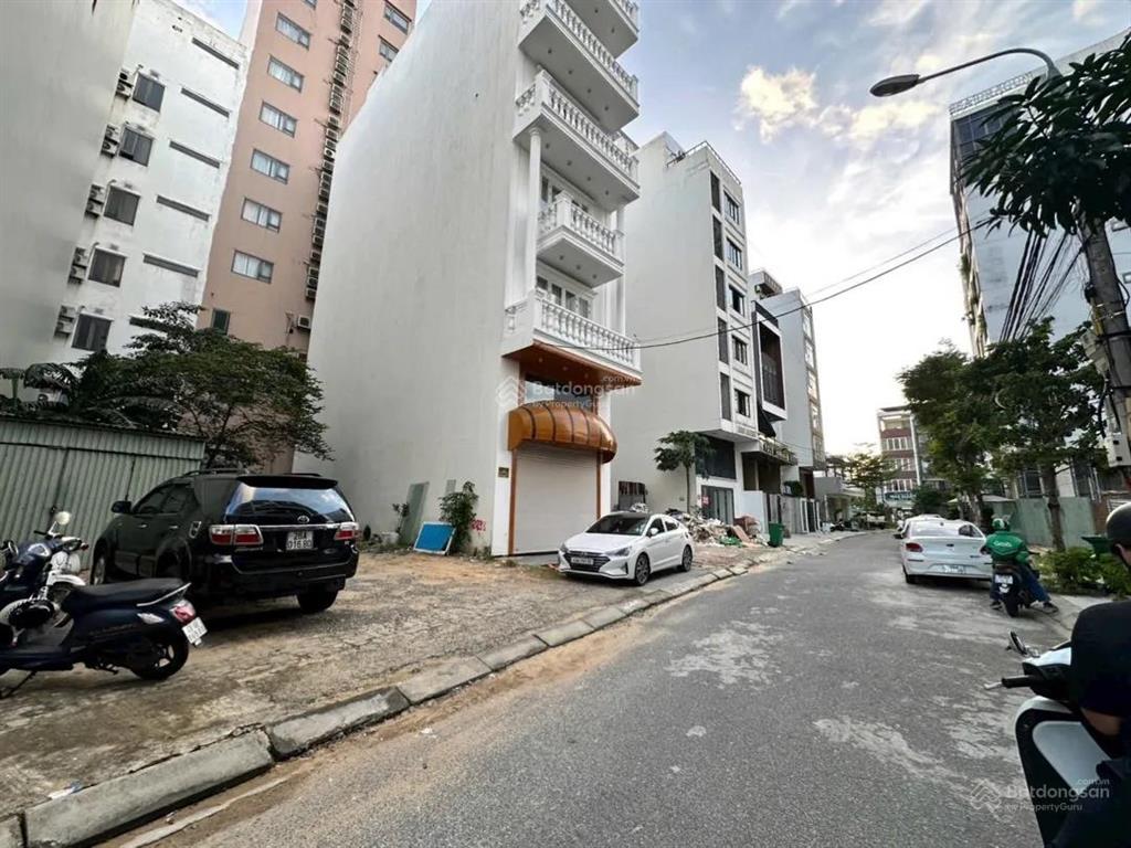 Đất biển mỹ khê  vị trí được phép xây khách sạn. lô đất 234 m² hiếm có. giá nhỉnh 32 tỷ