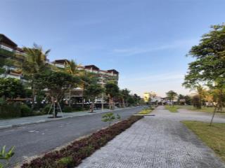Cửa đại  hội an . lô góc 2 mặt tiền, gần biển, gần khách sạn. vị trí đẹp  giá quá tốt 36 tr/m