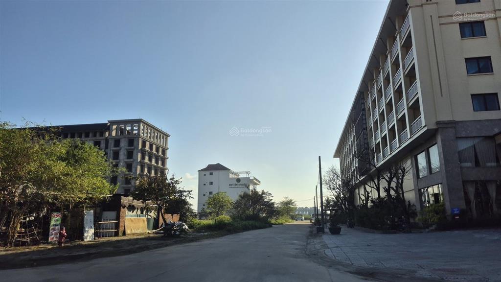 Cửa đại  hội an. lô đất đẹp ngay sát biển. giá tốt