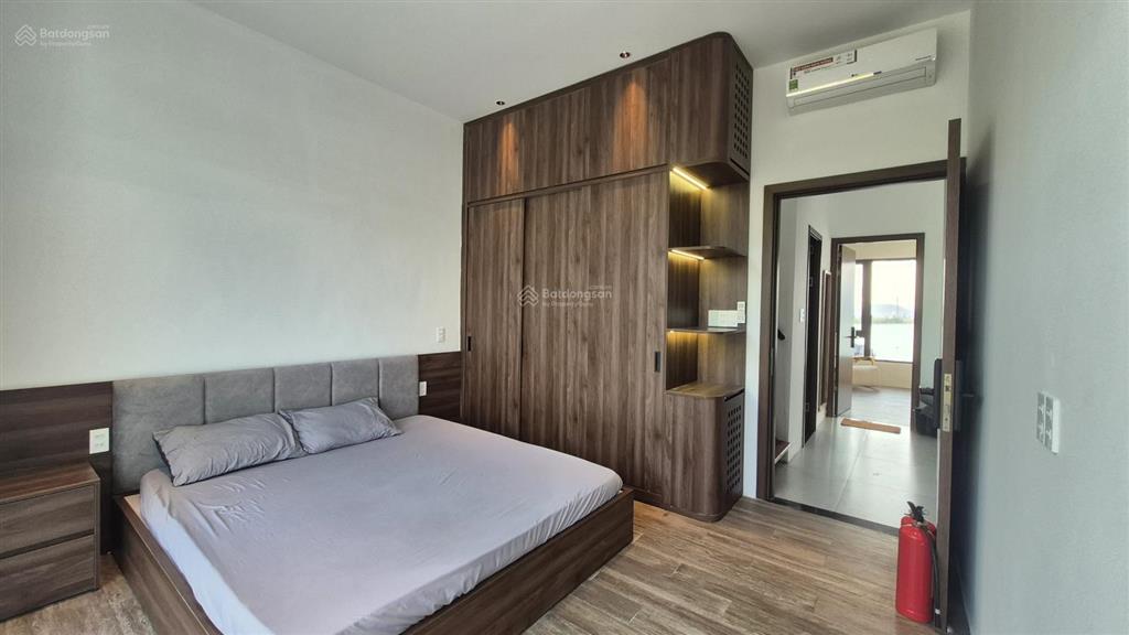 Sơn trà  villa 2 tầng view vịnh biển, full nội thất. cho thuê lâu dài