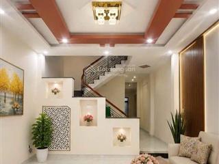 Hòa xuân, nhà 2 tầng  trục đường thông dài. giá tốt nhất 7.x tỷ