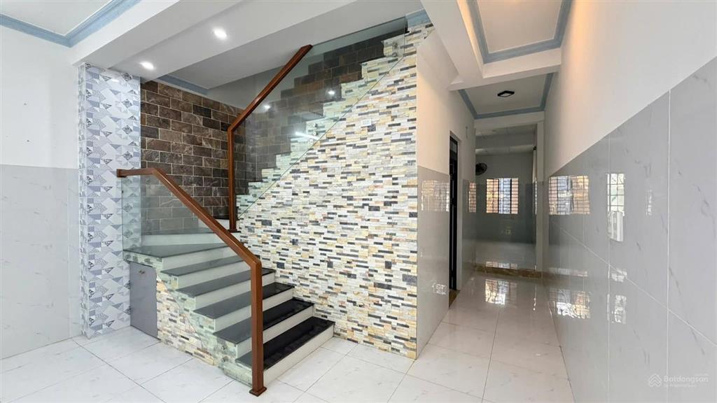 Nhà 2 tầng, trung tâm quận cẩm lệ  mặt tiền đường 5.5m. giá chỉ 5.9 tỷ