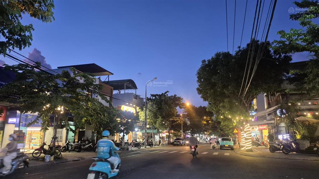 Hòa xuân  văn tiến dũng, đường 10,5m trục kinh doanh. giá tốt chính chủ