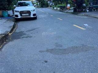 Liên chiểu  đường ô tô hơn 5m sát hồ bá ôn, gần biển, khu trung tâm. giá siêu tốt