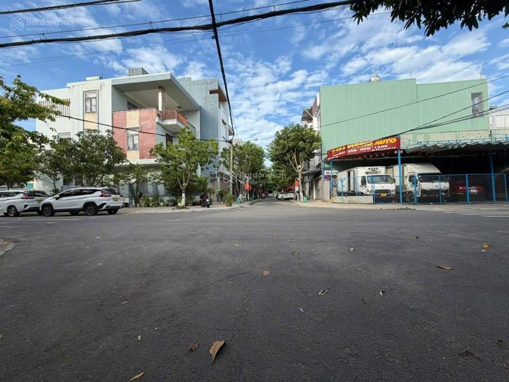 Sơn trà, góc 2 mặt tiền đường 7.5m  khu vực trung tâm. giá tốt chỉ 10.8 tỷ
