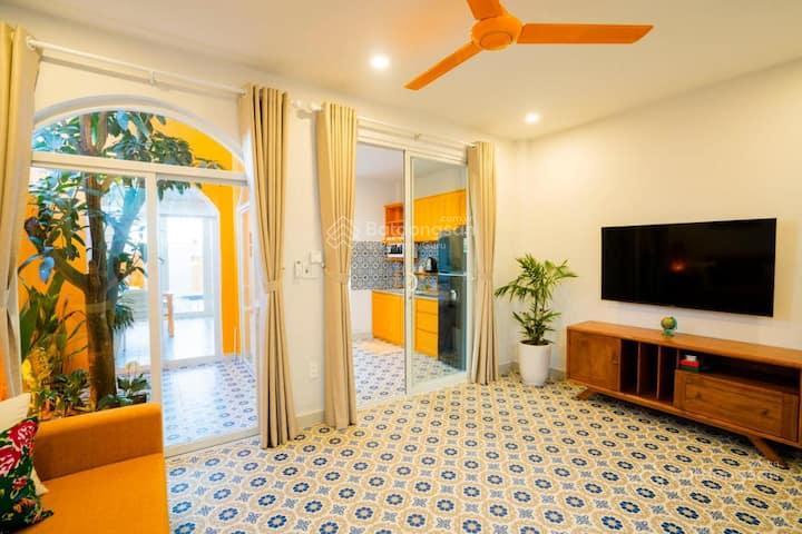 Hạ giá bán  villa 3 tầng view lúa ngay cẩm châu hội an. chỉ 7.x tỷ, khai thác tốt