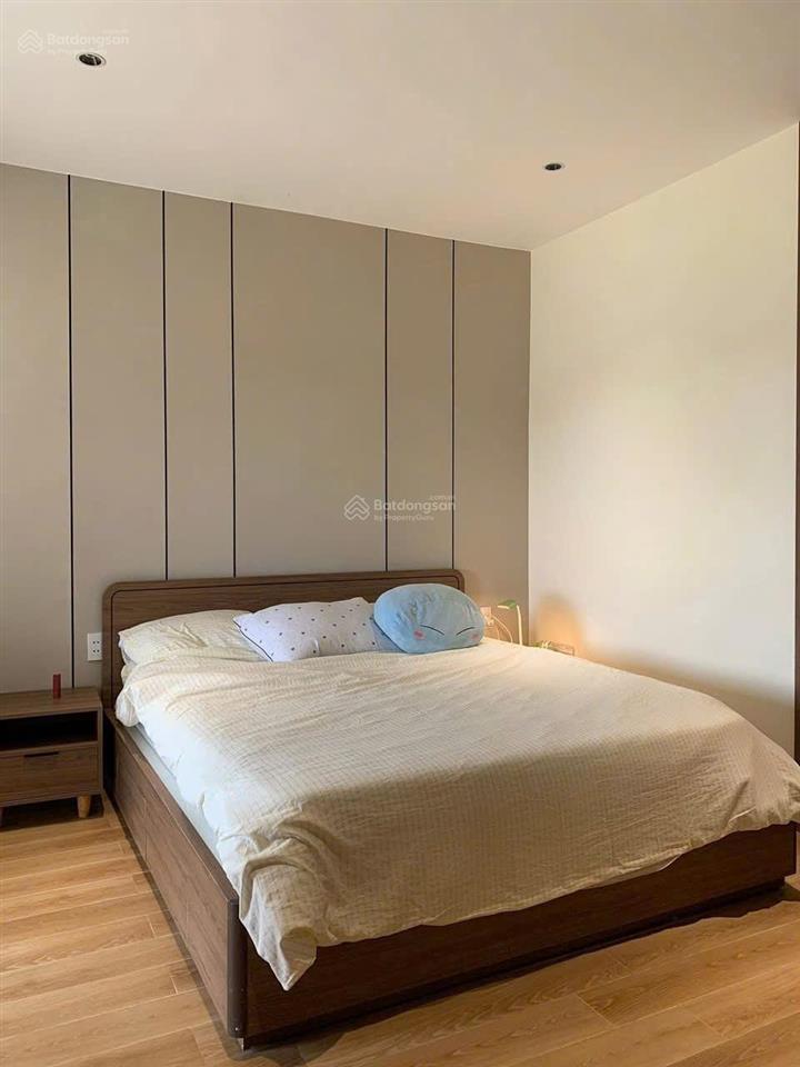 Cho thuê nguyên căn, nhà 2 tầng đẹp  full nội thất  gần biển sơn thủy