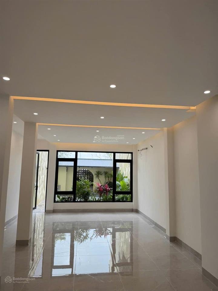 Nguyễn tri phương, nhà 3 tầng vị trí kinh doanh  sát sân bay. cho thuê lâu dài