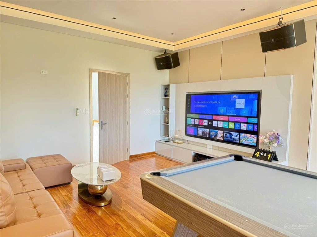Hiếm! nhà 3 tầng đẹp  full nội thất  sát nguyễn phước lan. giá tốt nhỉnh 9 tỷ