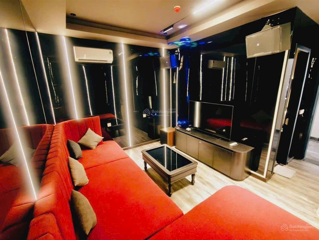 Nam việt á, villa đẹp 3 tầng  kề sông hàn. dòng tiền khai thác siêu tốt 10%/năm. giá tốt bán nhanh