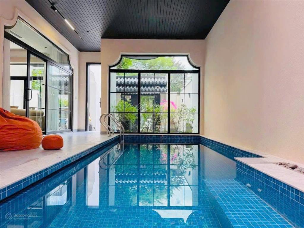 Nam việt á, villa đẹp 3 tầng  kề sông hàn. dòng tiền khai thác siêu tốt 10%/năm. giá tốt bán nhanh