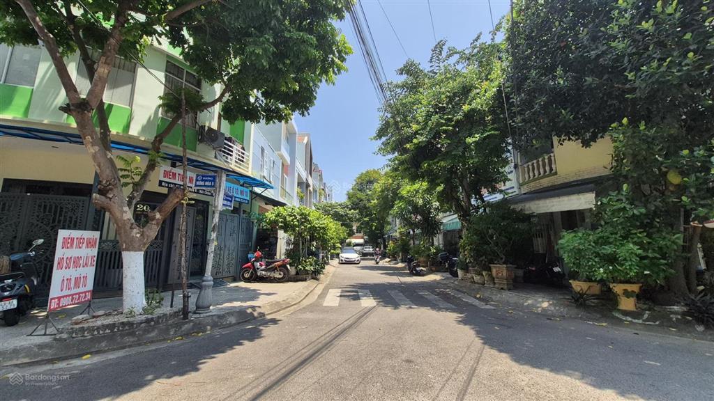 Hiếm, hải châu  ngay trung tâm, tòa căn hộ góc 2 mặt tiền. sẵn dòng tiền cho thuê. chỉ 12 tỷ