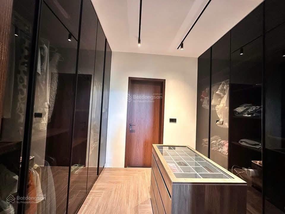 Hạ giá bán nhanh. hòa xuân  biệt thự 3 tầng 2 mặt thoáng  169,5m2 full nội thất đẹp