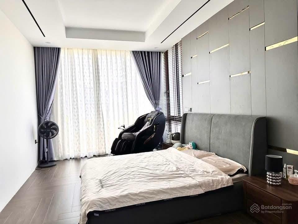 Hạ giá bán nhanh. hòa xuân  biệt thự 3 tầng 2 mặt thoáng  169,5m2 full nội thất đẹp
