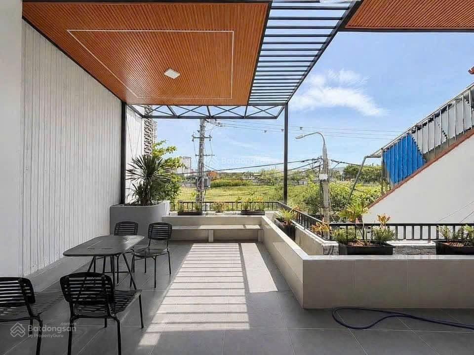 Giá chốt siêu tốt  căn villa mini ngay trung tâm hải châu, gần kề đn down town. chỉ 1x tỷ (x bé)