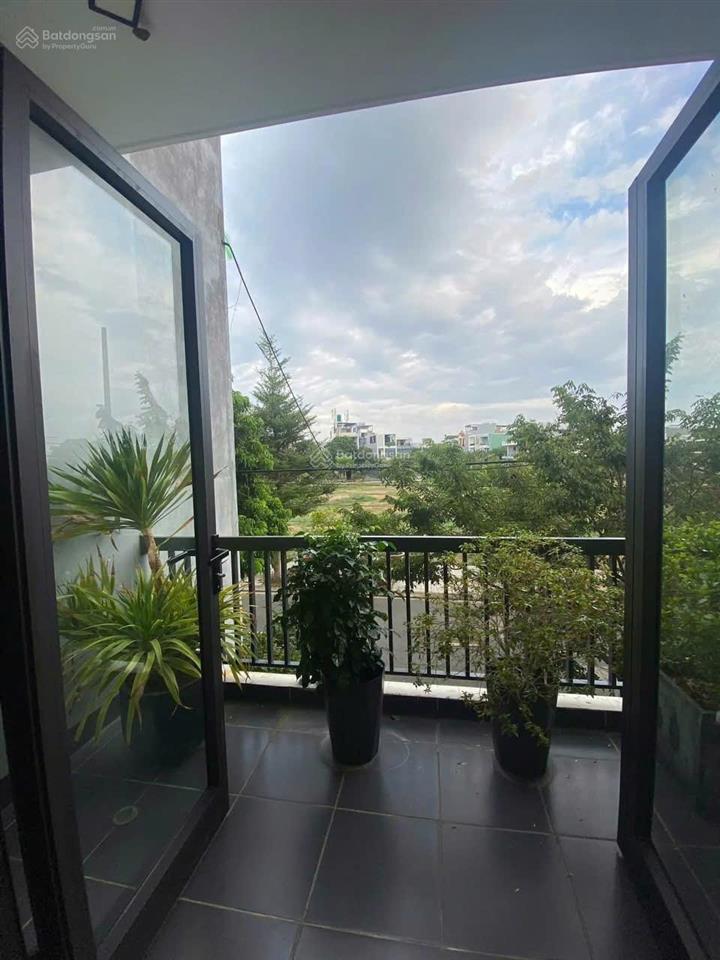 Thanh lương  hòa xuân, nhà 3 tầng đối diện công viên. giá 7,9 tỷ